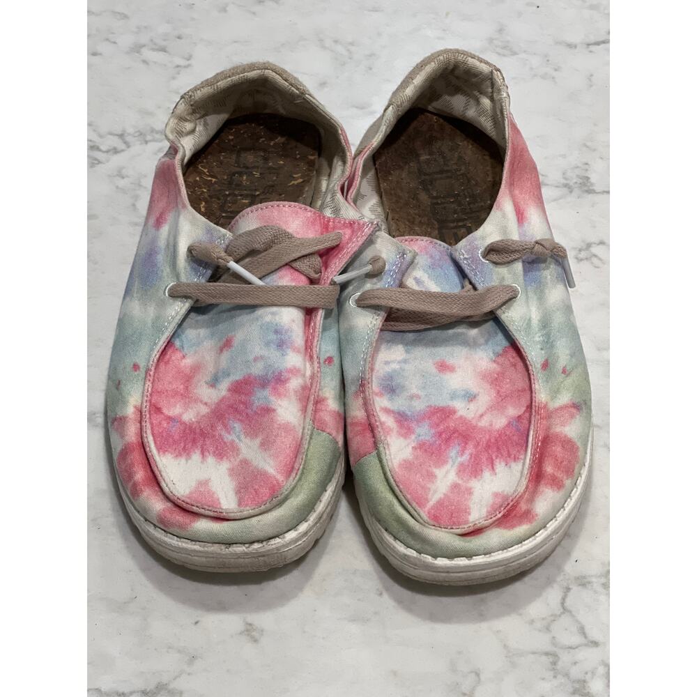 Hey Dude Women’s Wendy Boho Tie Dye‎ Low Top Lace Up Shoes Size 9 White Red